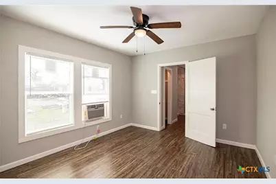 2003 Woodlawn Street, Victoria, TX 77901 - Photo 27