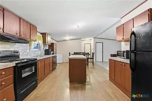 1278 FM812, Cedar Creek, TX 78612 - Photo 11