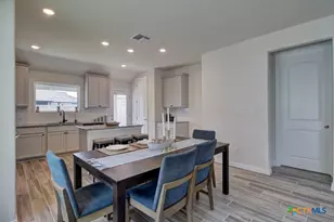 1243 Casetta Run, New Braunfels, TX 78130 - Photo 9