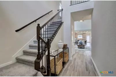 1243 Casetta Run, New Braunfels, TX 78130 - Photo 5