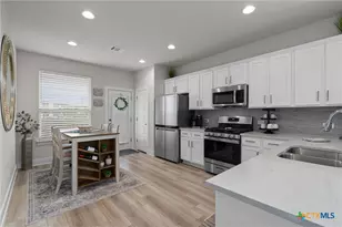 529 Peace Dr, Liberty Hill, TX 78642 - Photo 5