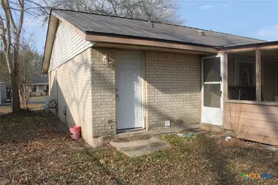 1504 Lakeview Drive, Lockhart, TX 78644 - Photo 27
