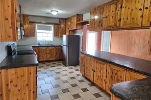 702 E Anaqua Ave, Victoria, TX 77901 - Photo 13