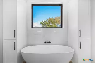 106 Broken Bow, Horseshoe Bay, TX 78657 - Photo 25