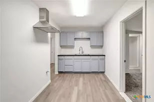 2907 Cedar St, Victoria, TX 77901 - Photo 17