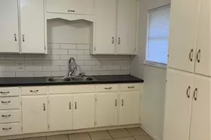 1605 Bexar Ave, Victoria, TX 77901 - Photo 7