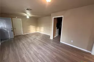 505 Center St, Belton, TX 76513 - Photo 5