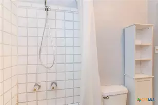 1119 Terrell St, Cuero, TX 77954 - Photo 17