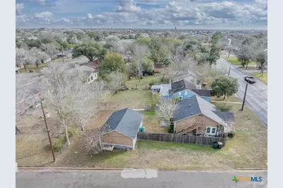 1119 Terrell Street, Cuero, TX 77954 - Photo 31