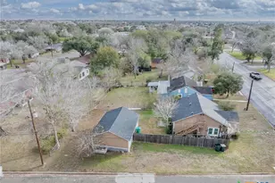 1119 Terrell St, Cuero, TX 77954 - Photo 31