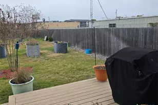 209 Drew Cir, Seguin, TX 78155 - Photo 23