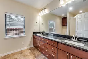 953 E Cedar St, Seguin, TX 78155 - Photo 21