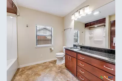 953 E Cedar Street, Seguin, TX 78155 - Photo 27