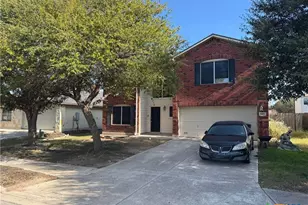 615 Lubbock Ln, New Braunfels, TX 78132 - Photo 1