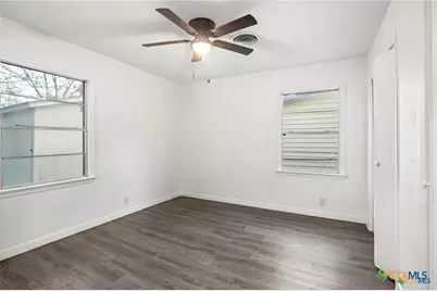 1913 S 19th Street, Temple, TX 76504 - Photo 11