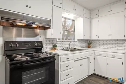 1913 S 19th Street, Temple, TX 76504 - Photo 3