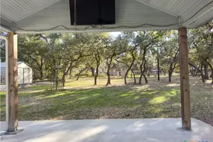 1374 Bego Rd, Goliad, TX 77963 - Photo 9