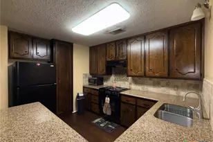 110 Taos Dr, Victoria, TX 77904 - Photo 7