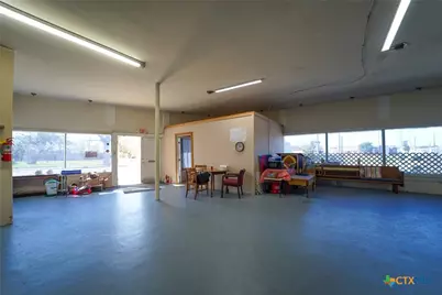 802 E North Street, Victoria, TX 77901 - Photo 13