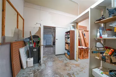 802 E North Street, Victoria, TX 77901 - Photo 17