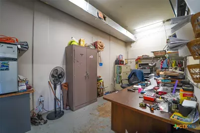 802 E North Street, Victoria, TX 77901 - Photo 11