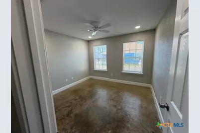 661 W Austin  Unit F Street #F, Luling, TX 78648 - Photo 5