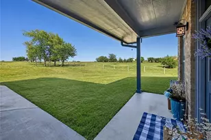 1733 Co Rd 376, Shiner, TX 77984 - Photo 3