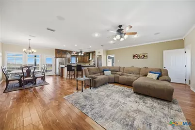 1733 County Road 376, Shiner, TX 77984 - Photo 5