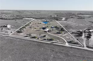 1733 Co Rd 376, Shiner, TX 77984 - Photo 45