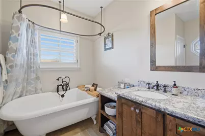 1733 County Road 376, Shiner, TX 77984 - Photo 27