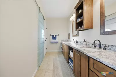 1733 County Road 376, Shiner, TX 77984 - Photo 17