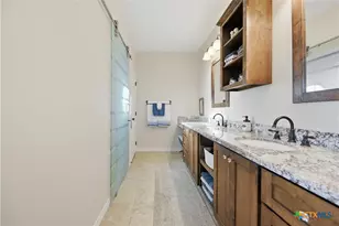 1733 Co Rd 376, Shiner, TX 77984 - Photo 17