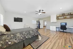 1733 Co Rd 376, Shiner, TX 77984 - Photo 23