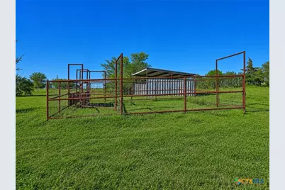 1733 County Road 376, Shiner, TX 77984 - Photo 41