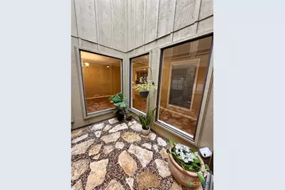 316 Woodglenn Drive, Victoria, TX 77904 - Photo 37