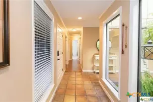 316 Woodglenn Dr, Victoria, TX 77904 - Photo 3