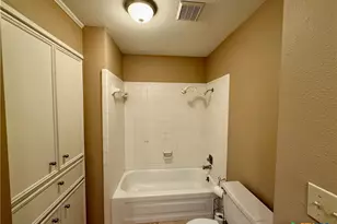 316 Woodglenn Dr, Victoria, TX 77904 - Photo 29