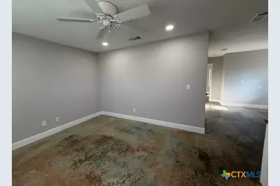 502 Willow  Unit A Avenue #A, Luling, TX 78648 - Photo 3