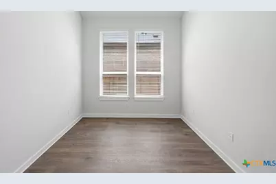 1110 Neria Loop, San Antonio, TX 78224 - Photo 17