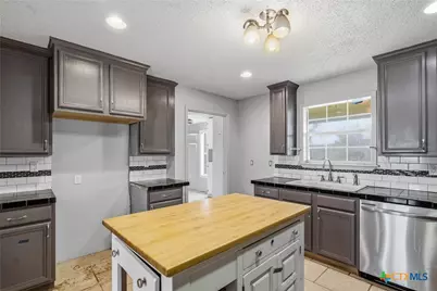 62 North Street, Cuero, TX 77954 - Photo 7