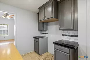 62 North St, San Marcos, TX 77989 - Photo 9