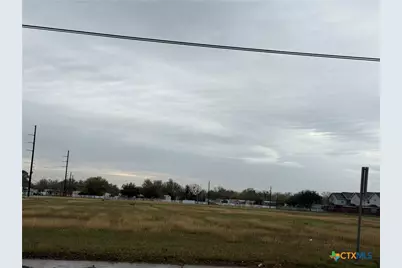 2601 E Mockingbird Lane, Victoria, TX 77904 - Photo 3