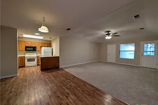 1666 Lantana Cir, New Braunfels, TX 78130 - Photo 5