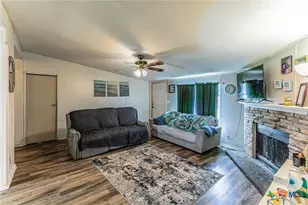 127 Hillside Dr, Troy, TX 76579 - Photo 7