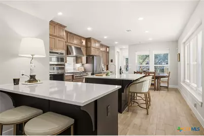 1651 Gruene Grass, New Braunfels, TX 78130 - Photo 9