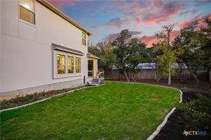 1651 Gruene Grass, New Braunfels, TX 78130 - Photo 5