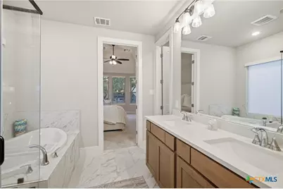 1651 Gruene Grass, New Braunfels, TX 78130 - Photo 25