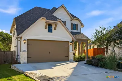 1651 Gruene Grass, New Braunfels, TX 78130 - Photo 5