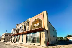 202 E Forrest St, Victoria, TX 77901 - Photo 3