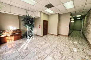 202 E Forrest St, Victoria, TX 77901 - Photo 25